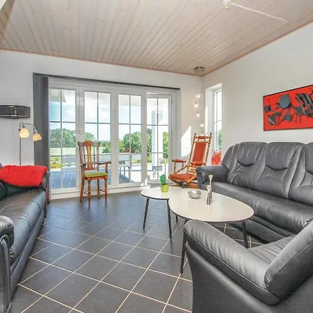 Five-bedroom Holiday In Haderslev