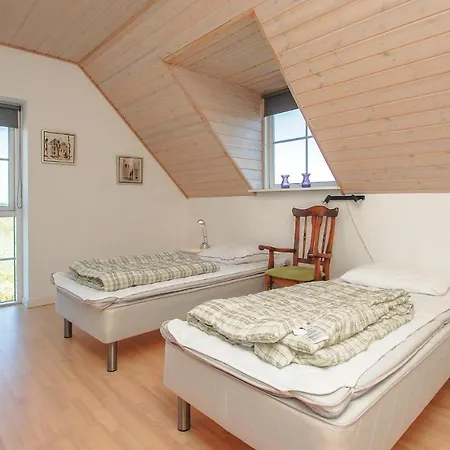 Five-bedroom Holiday In Haderslev *