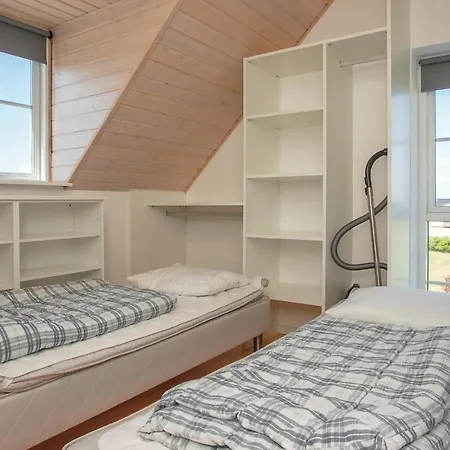 Five-bedroom Holiday In Haderslev * Meng