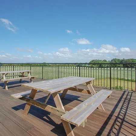 Five-bedroom Holiday In Haderslev